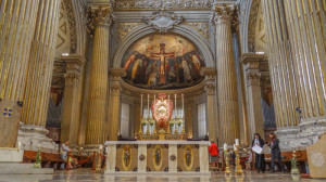 San Pietro altare maggiore 2