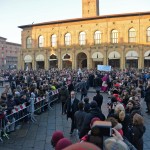 Don Matteo abbraccio di folla 9